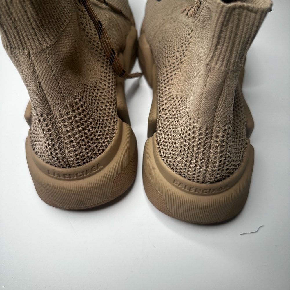 BALENCIAGA
Speed 2.0 Lace-Up Sneakers - Picture 5 of 7